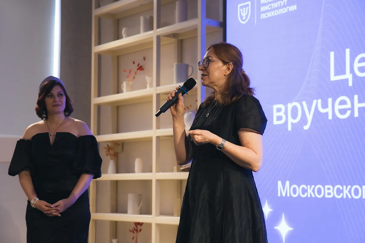 Выступление на церемонии вручения дипломов