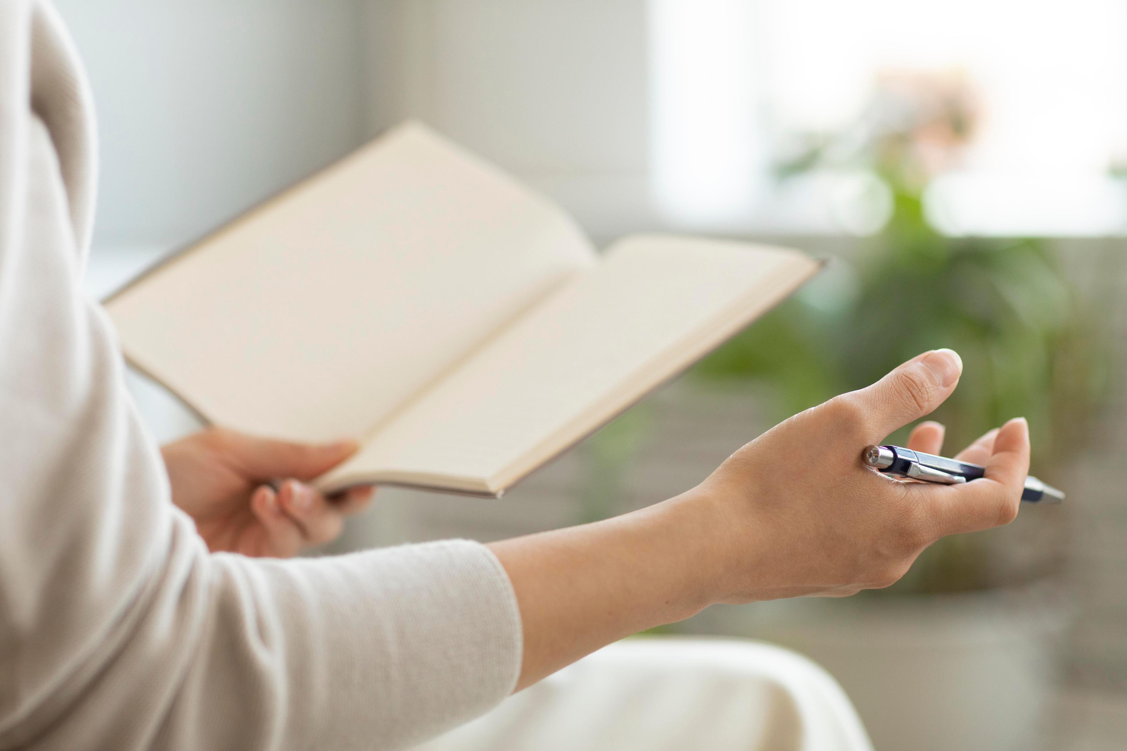 Создание психологических авторских курсов - возможность монетизировать знания и прокачать медийность.