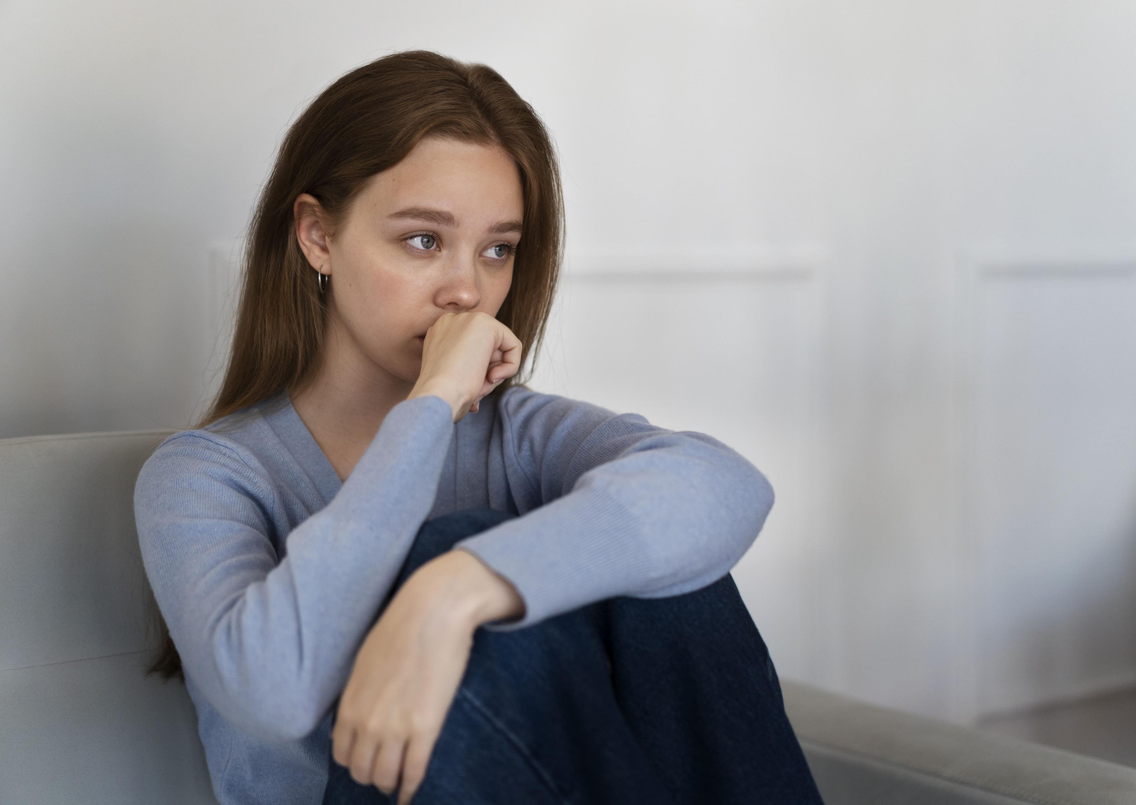 Тревожность — это не приговор. Если распознать признаки тревоги, то жить станет проще, а беспокойные мысли ослабнут.